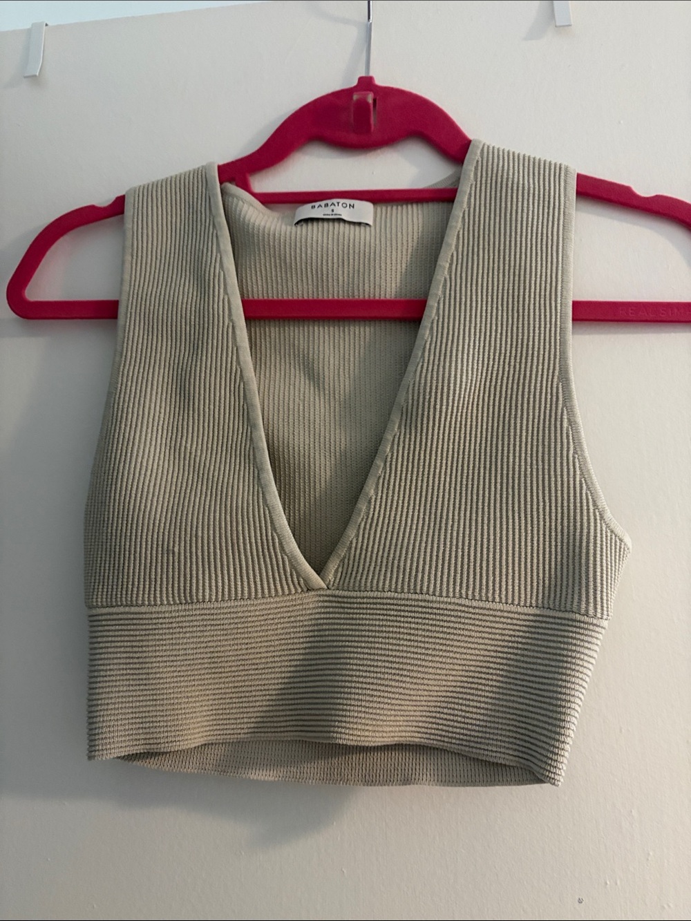 Babaton Ribbed V-Neck Cropped Tank - Beige
